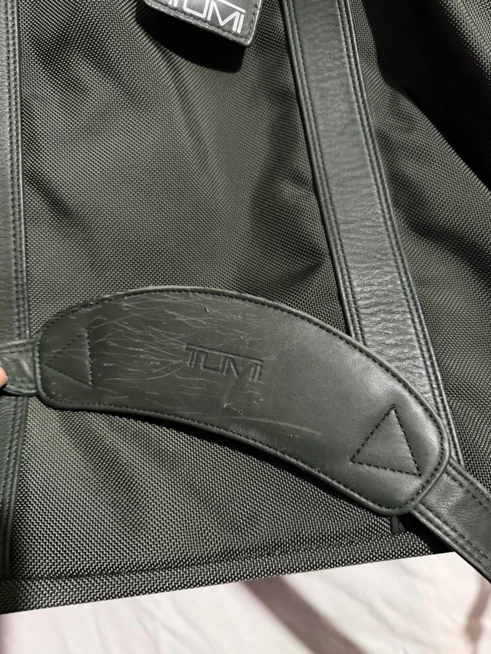 Tumi green Nylon Travel Duffel Weekender Bag with Leather Trim and ID Tag